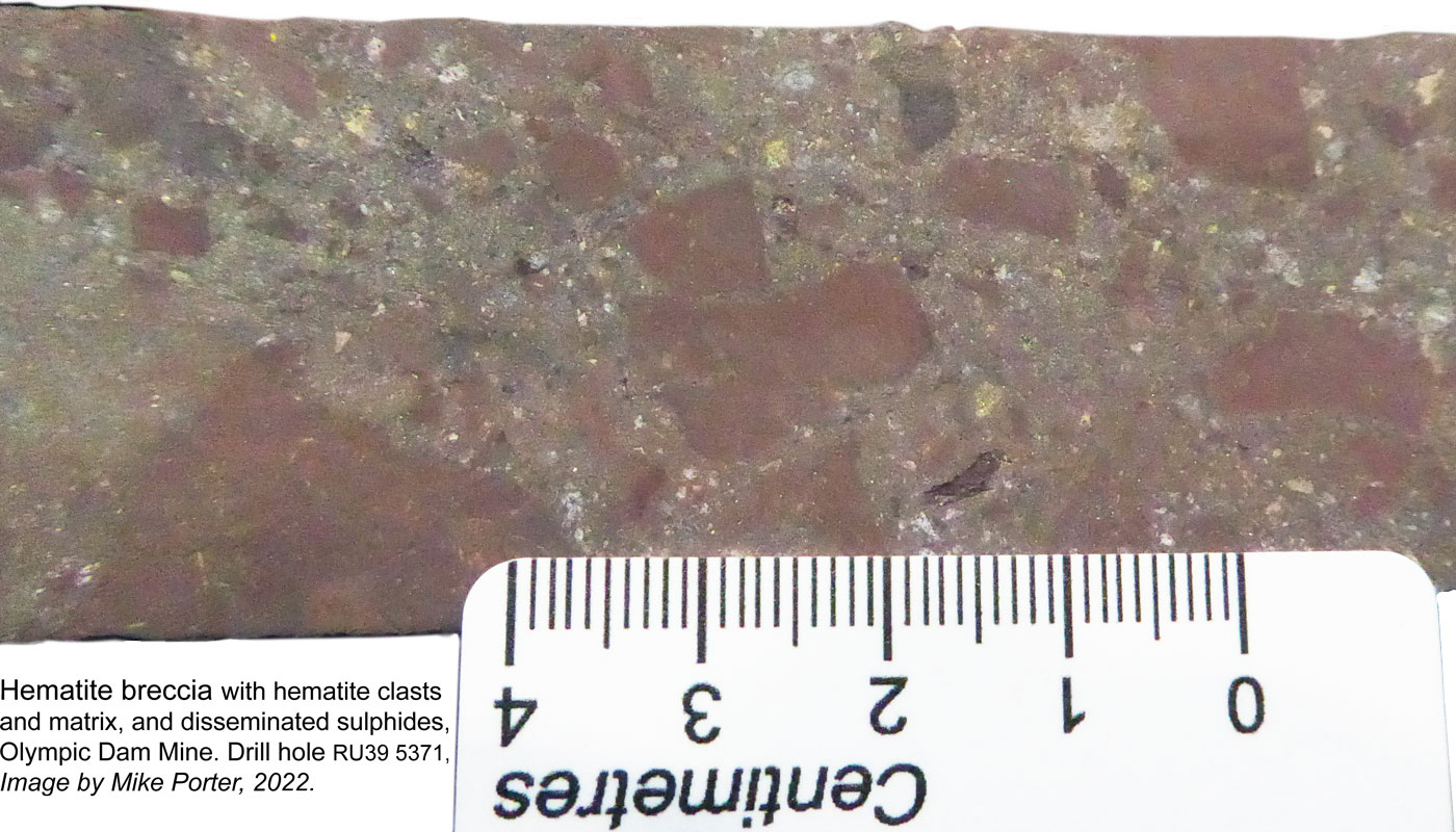 Hematite breccia with sulphides